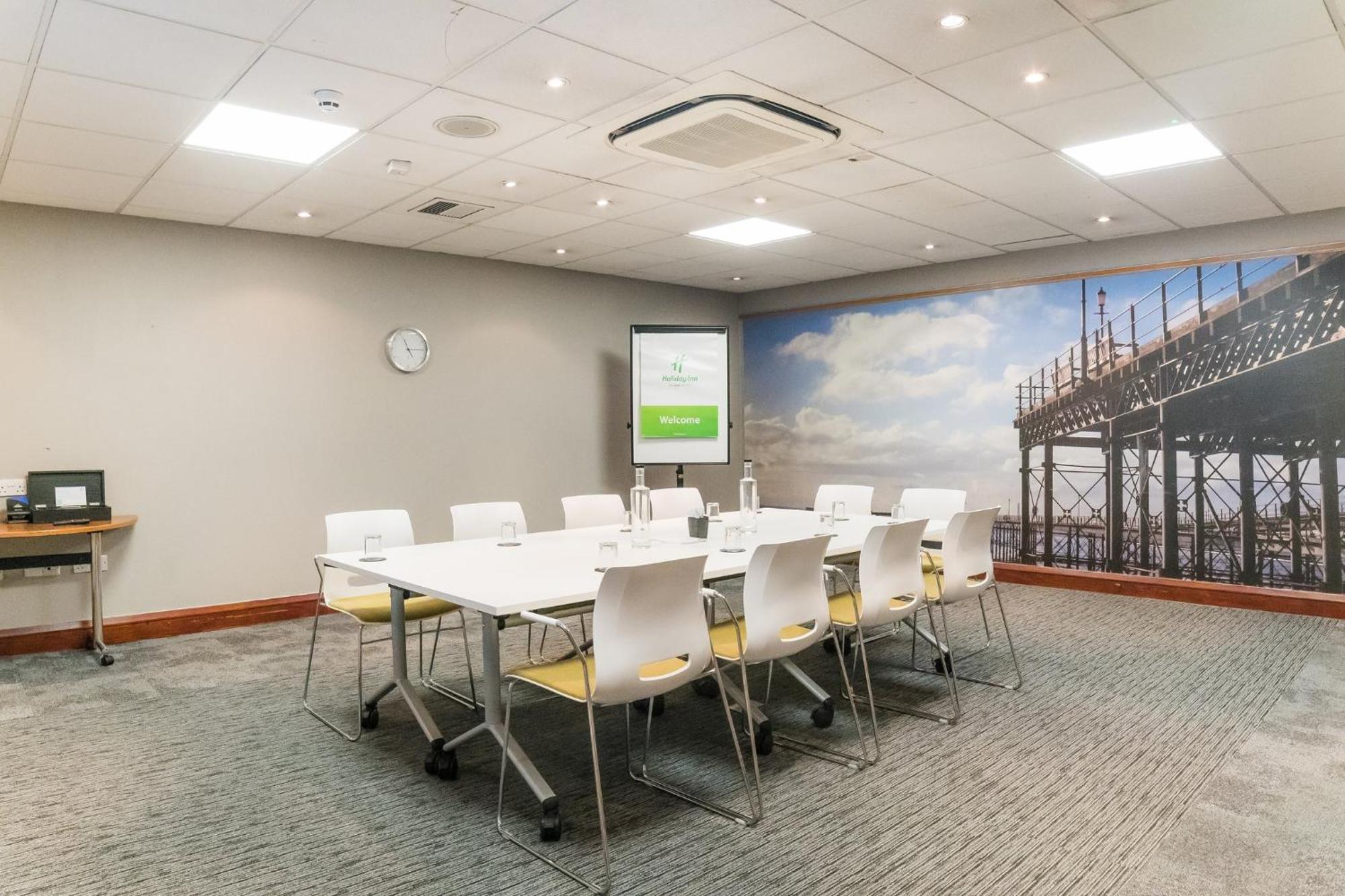 Holiday Inn Brentwood By Ihg Exterior photo