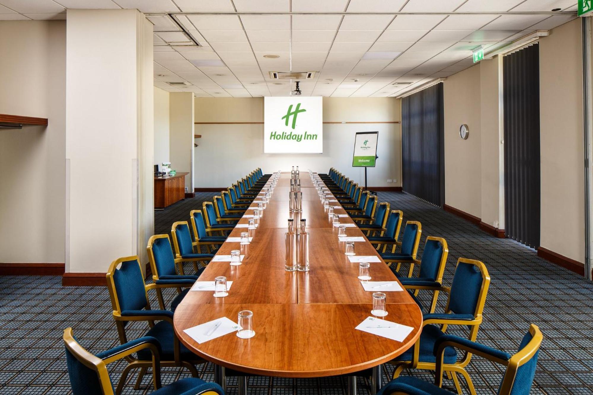 Holiday Inn Brentwood By Ihg Exterior photo